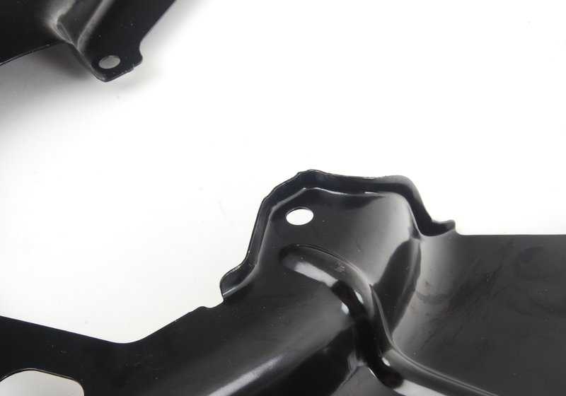 ** CAPA DE PHAPE OEM do freio direito 34111701010 para BMW E30. BMW original.
