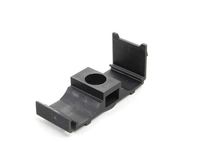 Soporte de tubería de refrigeración de aceite OEM 17222283586 para BMW E90, E92, E93, F10, F90, G90, F06, F12, F13, G70, F91, F92, F93, F95, G05, F96, G06, G07, G09. Original BMW.