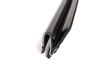 Außenversiegelung des OEM 512159236 Rechten Fenster für BMW E39. Original BMW.