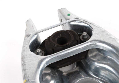 Heckarme mit stiller OEM 33326772899 für BMW E81, E82, E87, E87N, E88, E90, E90N, E91, E91N, E92, E92N, E93, E93N, E84. Original BMW.