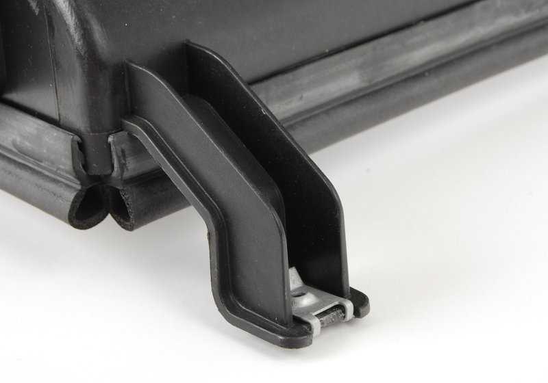 Conducto de aire para enfriador de aceite motor delantero derecho OEM 51717205946 para BMW E70, E71. Original BMW.