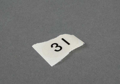 Pegatina de capacidad del depósito OEM 61667079936 para BMW E60, E61, E63. Original BMW