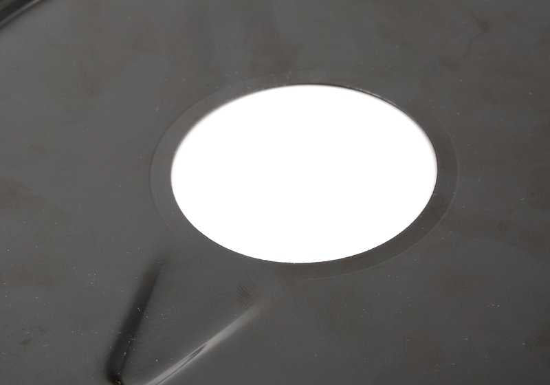 OEM 41127128476 Tampa de fechamento traseiro para BMW E46, E90, E91, E60, E61, E63, E64, E65, E66, E83, E53, F15, F85, F16, F86. BMW original.