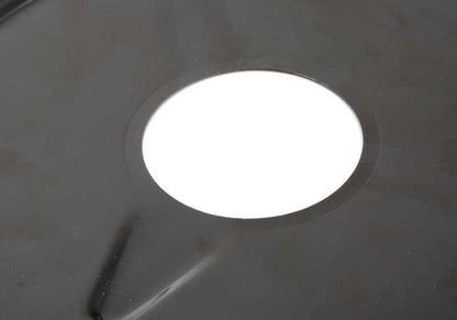 OEM 41127128476 Tampa de fechamento traseiro para BMW E46, E90, E91, E60, E61, E63, E64, E65, E66, E83, E53, F15, F85, F16, F86. BMW original.