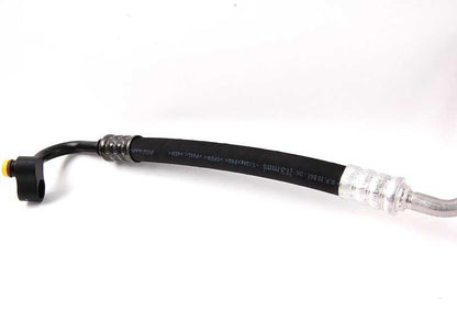 Tubería de alta presión del compresor al condensador OEM 64538378142 para BMW E39. Original BMW.