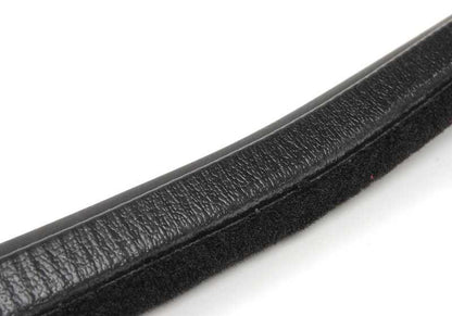 Protector de borde derecho OEM 51711906926 para BMW E30. Original BMW.