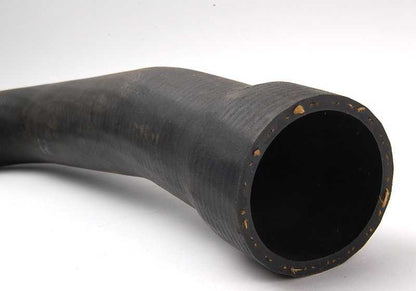 Manguera de agua OEM 11531407812 para BMW E39 M5. Compatible solo con modelos M5 E39 (DE91 y DE92) con motor S62 y cambio manual. Original BMW.