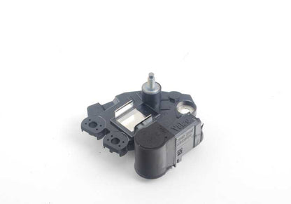 OEM 12317603776 Generatorregler für BMW F07, F10, F11, F01, F02, E70, E71. Original BMW.