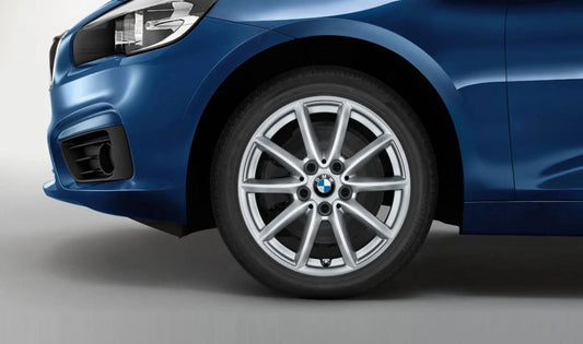 Roues en aluminium en V 471 OEM 36116855080 pour BMW F45, F45N, F46, F46n. Mesurez 7x16 ET52, couleur argentée réflexe. BMW d'origine.