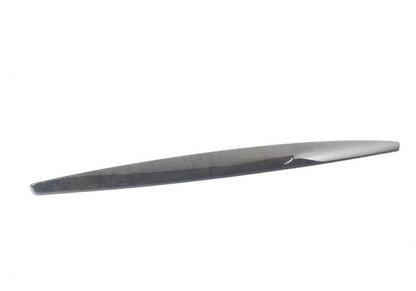 Embellecedor salpicadero madera gris OEM 51459121704 para BMW E81, E82, E87, E88. Pieza original BMW. Ideal para renovar el interior con acabado elegante.