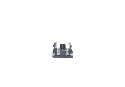 COUVERTURE DE COMMUTER POUR BMW E81, E82, E87, E88, F20, F21, F22, F23, E90, E91, E92, E93, F30, F31, F34, F35, F32, F33, F36, F82, F83, E60, E61, I01, E84, F25, F26, E89, G29 et Mini R60, R61 (OEM 51437110827). BMW d'origine