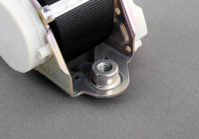 Front right upper seat belt with load limiter for BMW 3 Series E92, E92N (OEM 72119114284). Original BMW.