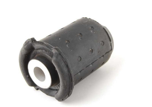 Silentblock de goma OEM 33311133839 para BMW Serie 8 E31 (840Ci, 840i, 850Ci). Compatible con modelos con motor M60, M62 y M70. Original BMW.