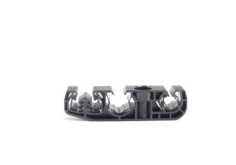 Clip de sujeción de tuberías OEM 16126763897 para BMW E81, E82, E87, E88, E90, E91, E92, E93, E84, E70, F15, F85, E71, E72, F16, F86, E85, E86, E89. Original BMW.