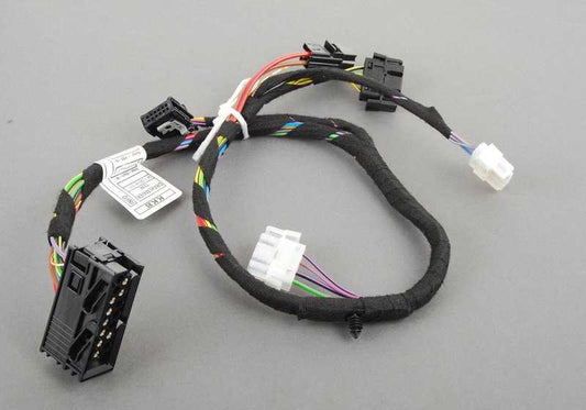 Regolazione del sedile sinistro OEM 52108263133 per BMW E46 {316i, 316CI} con motori M43, N40, N42, N45. Compatibile con il cambiamento manuale e automatico. BMW originale.