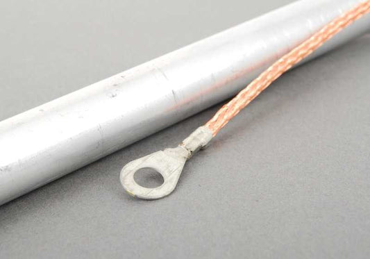 Mástil antena cromado OEM 65211376010 para BMW E30. Compatible con modelos 316, 316i (manual y automático) con motor M10. Original BMW.