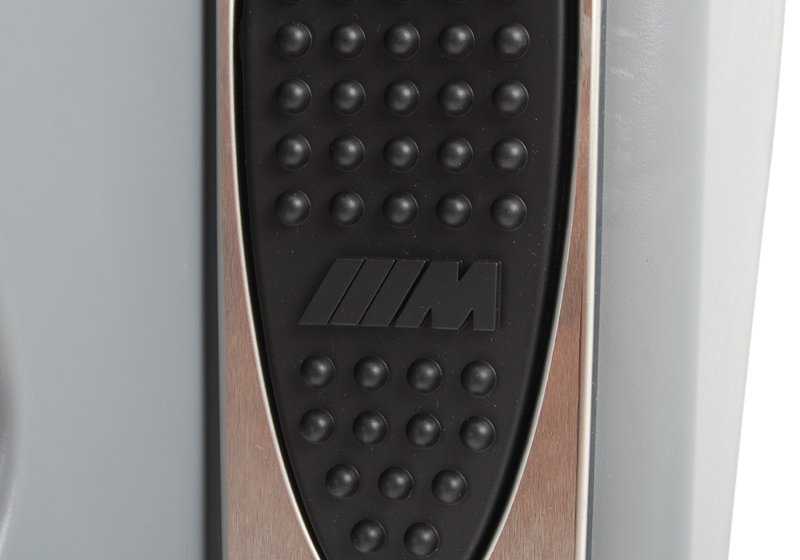 Revestimiento lateral con reposapiés M original OEM 51437902394 para BMW E39 (Serie 5).
