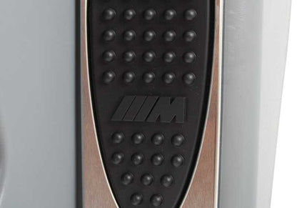 Revestimiento lateral con reposapiés M original OEM 51437902394 para BMW E39 (Serie 5).