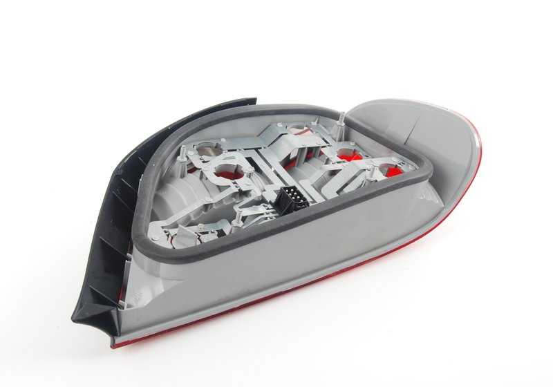 Piloto trasero izquierdo con intermitente blanco OEM 63216904837 para BMW Serie 7 E38. Pieza original BMW.