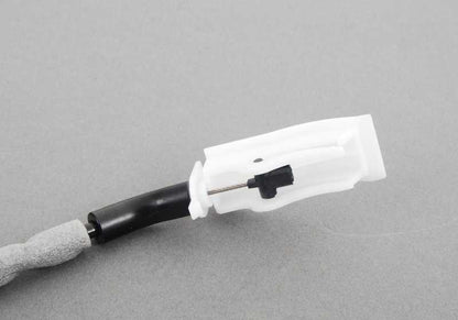 Cable Bowden apertura de puerta OEM 51217137079 para BMW E70, E71, E72. Original BMW.