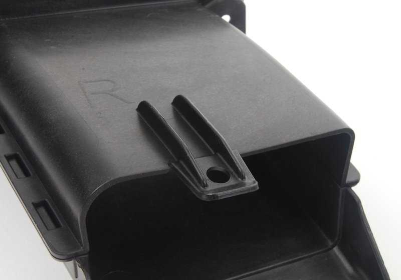 Conducto de aire derecho OEM 51757185168 para BMW F07, F10, F11, F18, F06, F12, F13, F01, F02, F04. Original BMW.