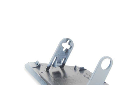 Tapa lateral derecha imprimada OEM 51118048680 para BMW F10, F11. Recambio original BMW.