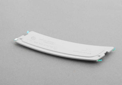 Reflector lateral izquierdo OEM 63147842959 para BMW F10 y F10N. Pieza original BMW.