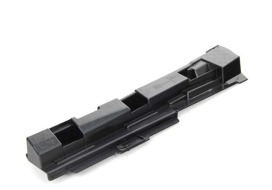 Soporte lateral izquierdo OEM 51777256919 para BMW Serie 3 F30, F30N, F31, F31N. Pieza original BMW.