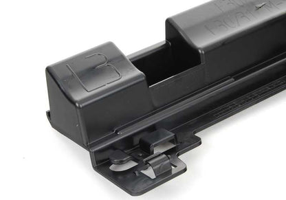 Guide de support gauche pour BMW F30, F31, F80 (OEM 51777256917). BMW d'origine