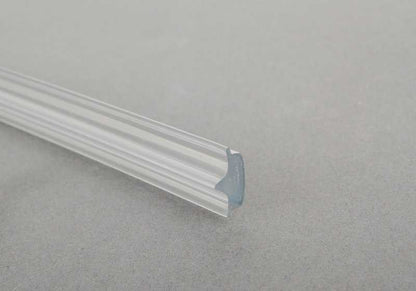 Moldura superior ventanilla OEM 51311820623 para BMW E12, E28. Pieza original BMW.