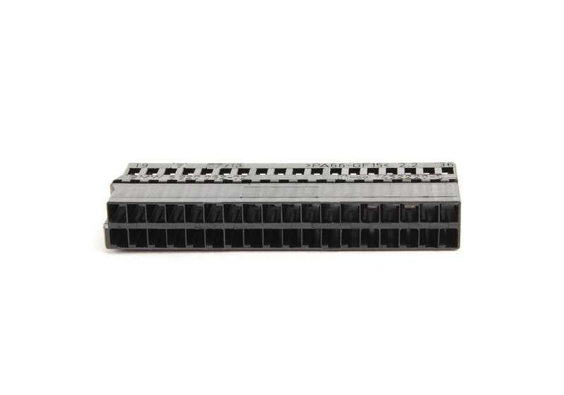 Conector 36 pines OEM 61136920062 para BMW E81, E82, E87, E88, E90, E91, E92, E93, F07, F10, F11, F18, F06, F12, F13, F01, F02, F04, F25, F26, E89 y MINI R55, R56, R57. Original BMW y MINI.