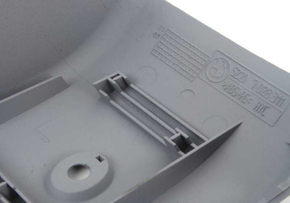 Embellecedor ventana abatible izquierda OEM 52207028315 para BMW E46. Original BMW.
