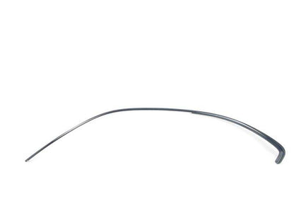 Moldura lateral marco puerta izquierda OEM 51717890451 para BMW E46 (316Ci, 318Ci) en versiones con motor M43 y N42. Color negro brillante. Original BMW.