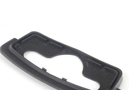 Junta de maletero (goma cierre) OEM 51241884152 para BMW E30 (316, 316i). Compatible con modelos de 1982 a 1989. Recambio original BMW.