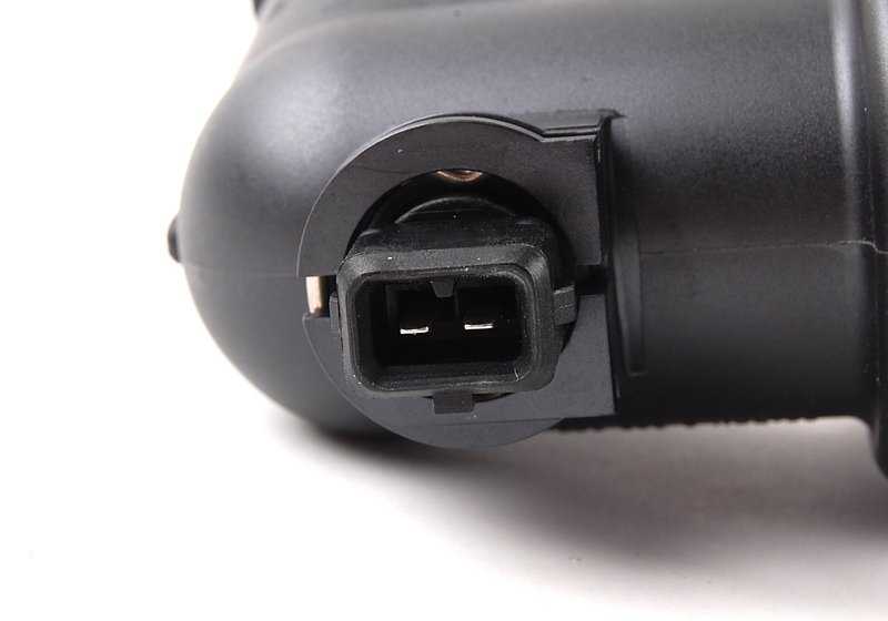 Termostato con carcasa OEM 11531437085 para BMW E36, E46 y Z3. Compatible con motores M43. Repuesto original BMW.