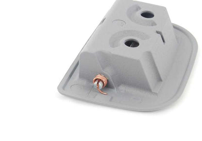 Anilla de sujeción maletero OEM 51478218109 para BMW E39, E53. Pieza original BMW. Ideal para fijar cargas en el maletero. Acabado en gris/cromado.