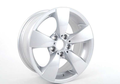 Llanta de aleación diseño Estrella 138 OEM 36116776776 para BMW E60, E61. Original BMW.