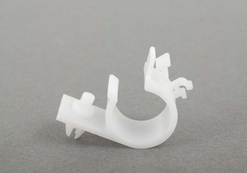 Clip sujeta tubos OEM 16136758018 para BMW Z4 E85 (modelos 2.0i, 2.2i, 2.5i con motor N46 y M54, años 2002–2008). Pieza original BMW. Ideal para fijar conductos en sistema de ventilación o combustible.