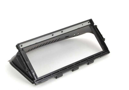 Madrado Evellecador pour 8,8 "OEM 6582926386 pour BMW E90, E91, E92, E93, E60, E61, E63, E64. BMW original.