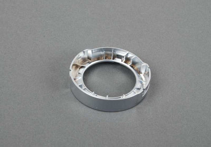 Chrom Aro Perlglanz Plup OEM 65829353029 für BMW E81, E82, E87N, E88, E90N, E91N, E92, E92N, E93, E93N, E84, E70, E70N, E71, E72, E89. Original BMW.