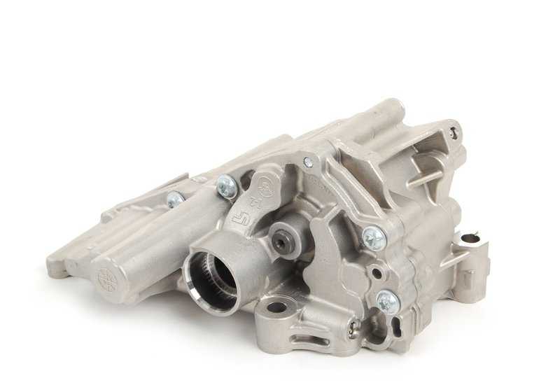 Bomba de aceite OEM 11417551004 para BMW E81, E82, E87 (125i, 130i) con motor N52K. Compatible con modelos manuales y automáticos fabricados entre 2007 y 2013. Pieza original BMW.