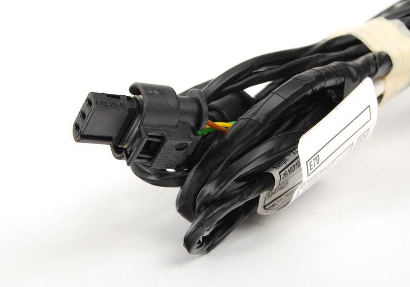 Frontverdrahtungsparksensoren (PDC) OEM 61126970675 für BMW x5 E70 (3.0d, 3.0SD, 3.0si, 4,8i). Kompatibel mit Modellen zwischen 2006 und 2010. Original BMW.