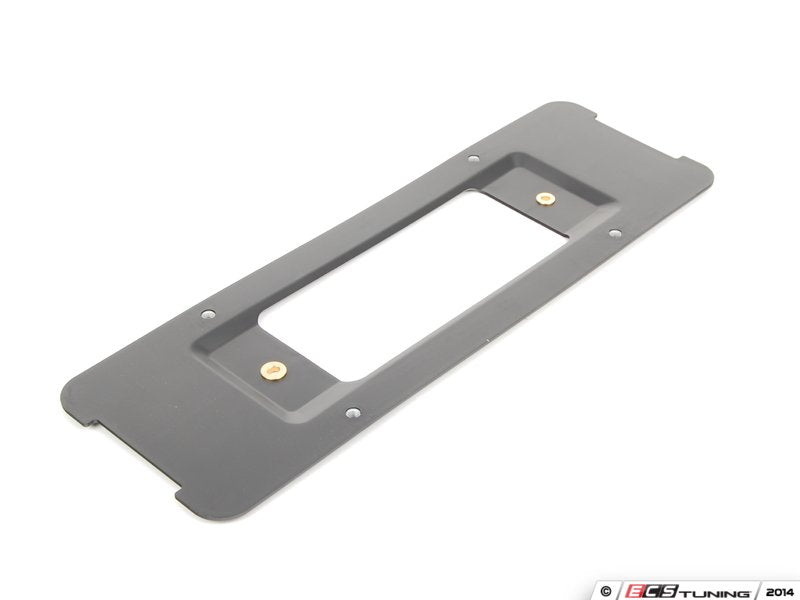 Soporte de matrícula trasero OEM 51137176632 para BMW Serie 1 E82, E87 LCI, Serie 3 E90 LCI, E92, E93 y MINI R56, F56, F55, F57, F60... y más. Original BMW y MINI.