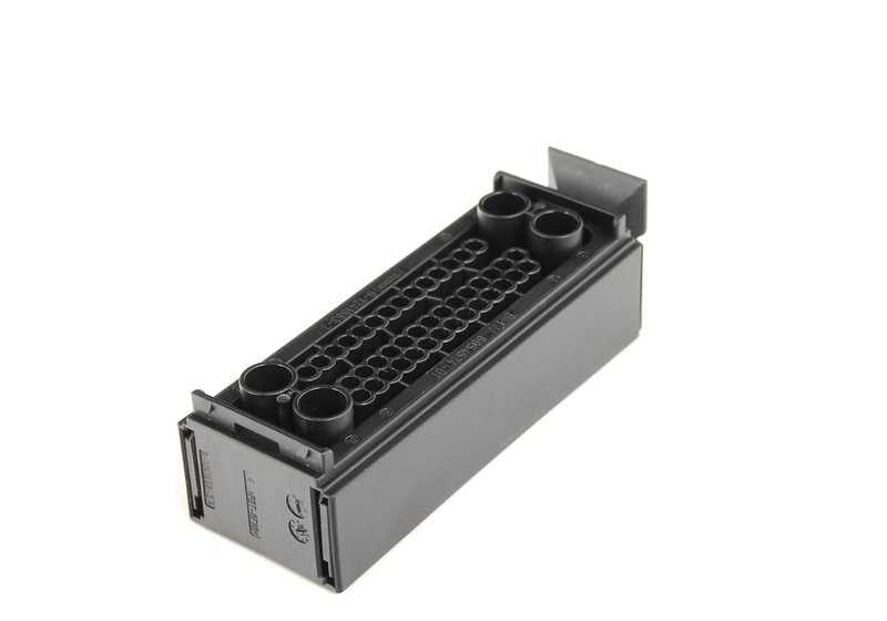 Conector eléctrico de 47 pines OEM 61136954574 para BMW {E81, E82, E87, E87N, E88, E46, E90, E90N, E91, E91N, E92, E92N, E93, E93N, E60, E60N, E61N, E63, E63N, E64, E64N, E70, E70N, E71, E72, E85, E86} y MINI {R50, R52, R53}. Original BMW y MINI.
