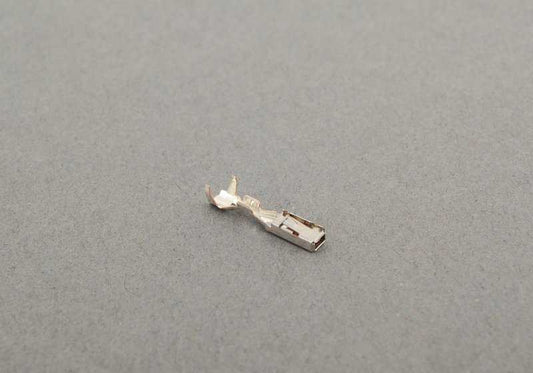 Terminal hembra MQS OEM 61136901726 para BMW {E81, E82, E87, E88, F20, F21, E36, E46, E90, E91, E92, E93, F30, F31, F34, G20, G21, G28, G80, G81, F32, G26, E39, E60, E61, F07, F10, F11, F90, G30, G31, G60, G61, G68, G90, G99, E63, E64, F06, F12, F13,