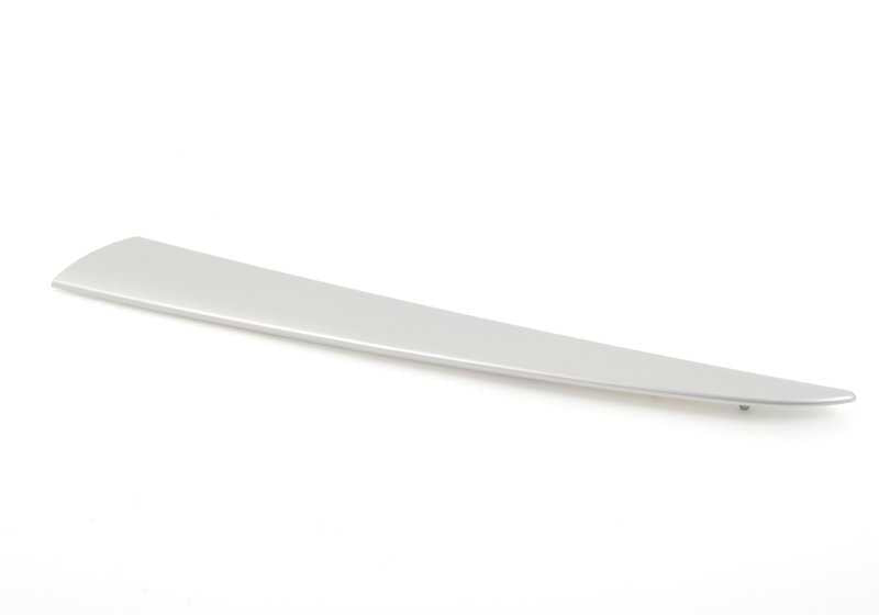 Moldura decorativa puerta trasera izquierda OEM 51428261753 para BMW X5 E53 (modelos 3.0d, 3.0i) 2001–2006. Acabado titan. Original BMW.