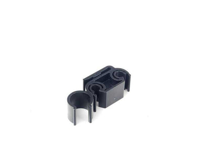 Clip soporte de tubería OEM 16127206418 para BMW Z4 (E85, E86, E89). Original BMW.