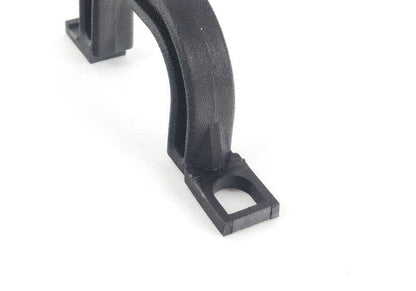 Black fixing support OEM 51478123828 for BMW E38 and E31. Original BMW piece. Ideal to set pieces of the trunk such as garrison or other interior plastics.