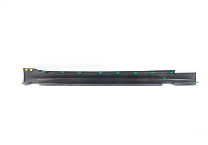 Cobertor de talonera (lado izquierdo) OEM 51777907177 para BMW E60, E61. Original BMW.