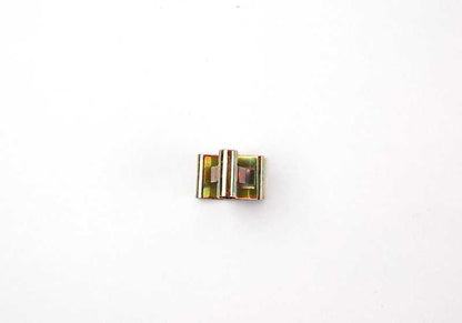Grapa moldura OEM 51111826894 para BMW E21, E12, E24. Original BMW.